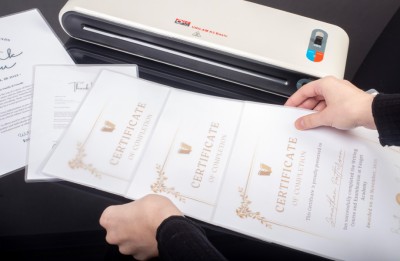 How do I choose a laminator for the office?